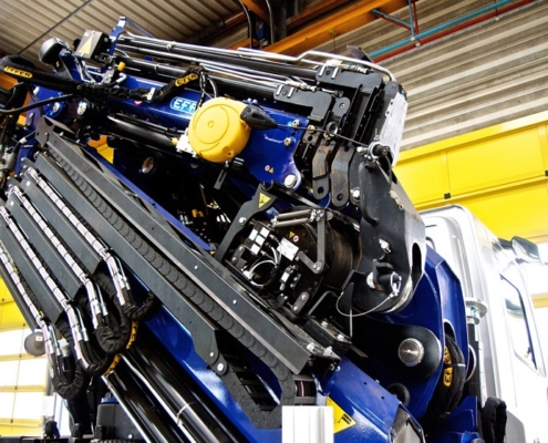 Montage Grues Effer Poids Lourds Carrosserie Sensi