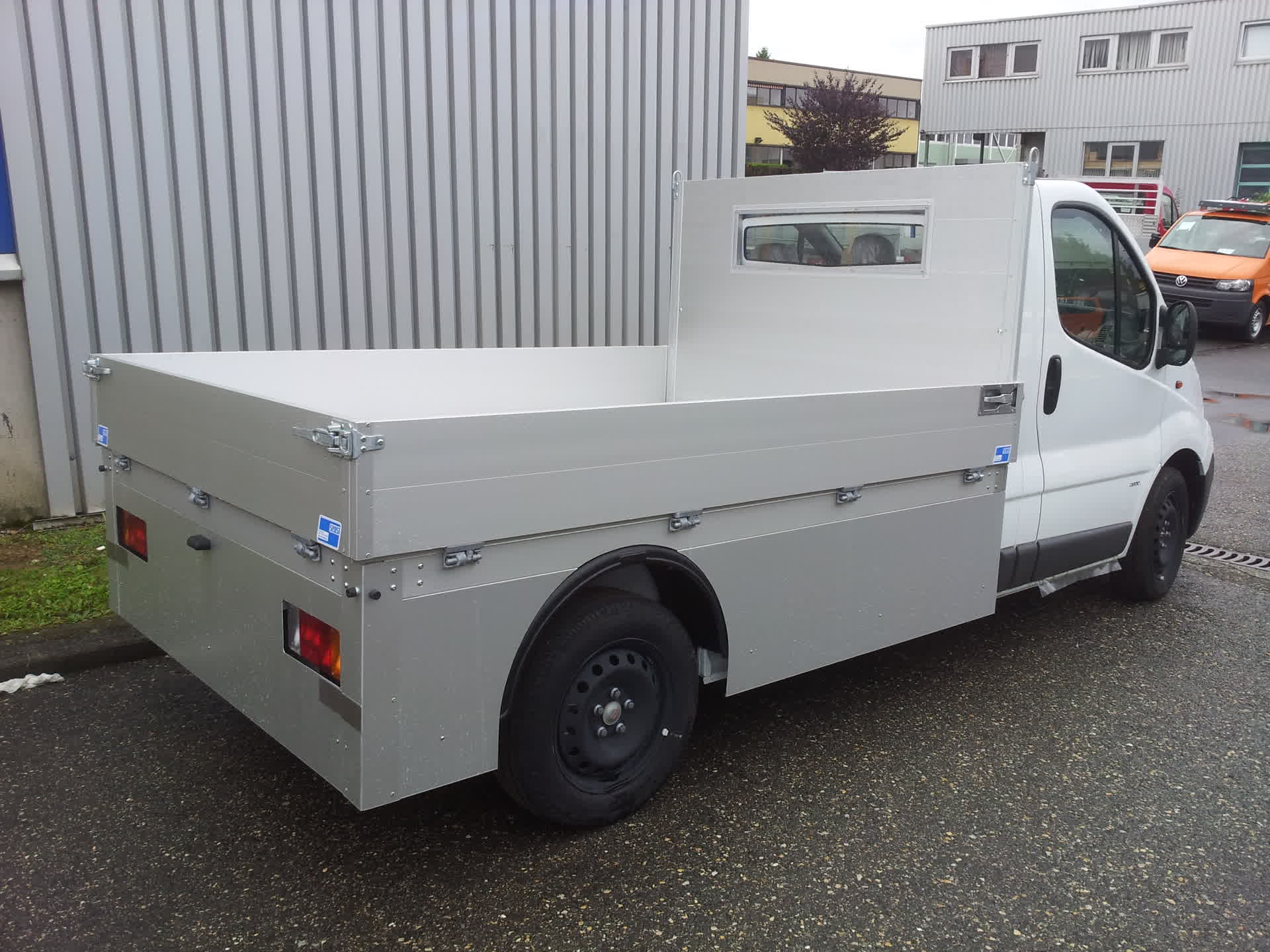 Ponts Fixes Utilitaire Plateau Aluminium Coffre Carrosserie Sensi